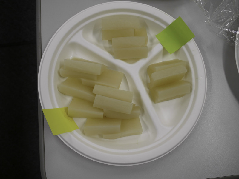 101204_だいこん食べくらべ・なにわ-01 だいこん食べくらべ